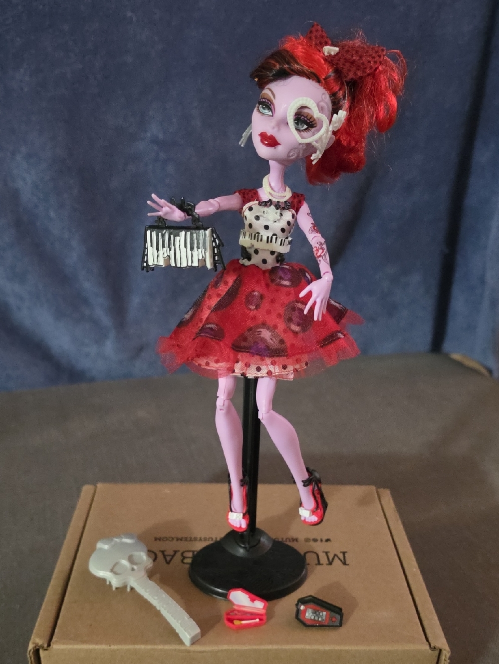 Monster High- Dot Dead Gorgeous Operetta 2012